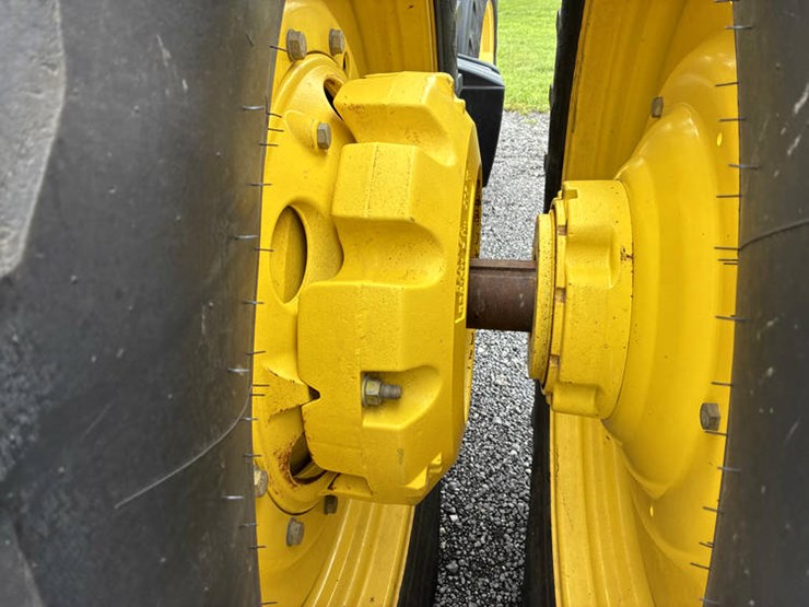 2009-john-deere-8430-image-48