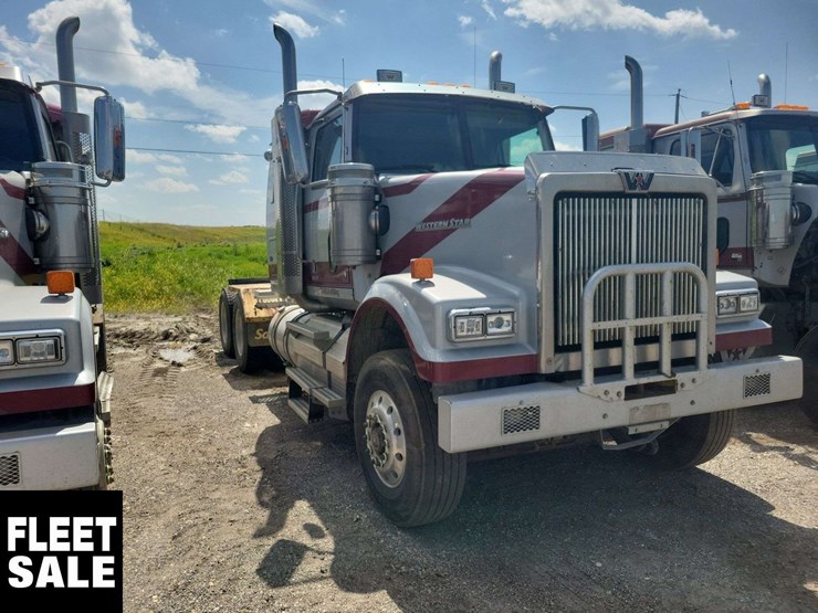 2015-western-star-4900-image-19