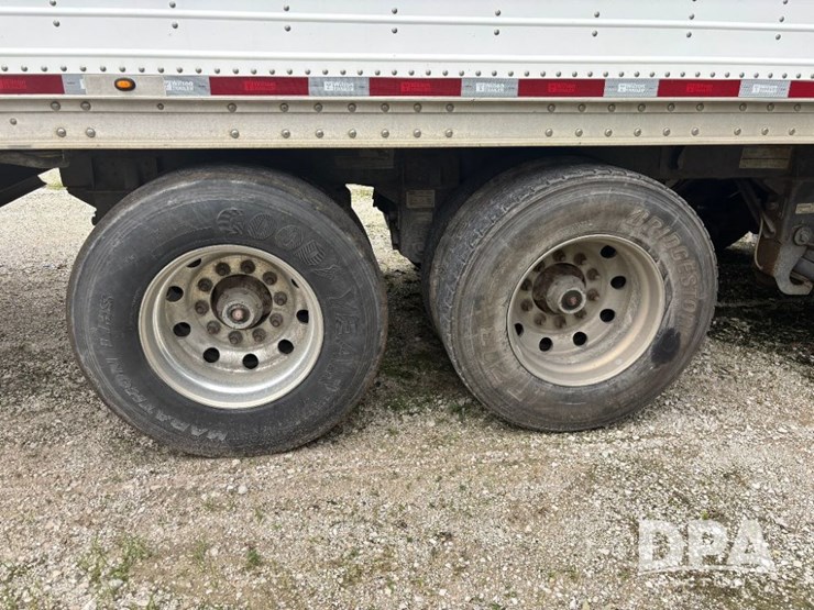 2016-wilson-grain-trailer-image-34