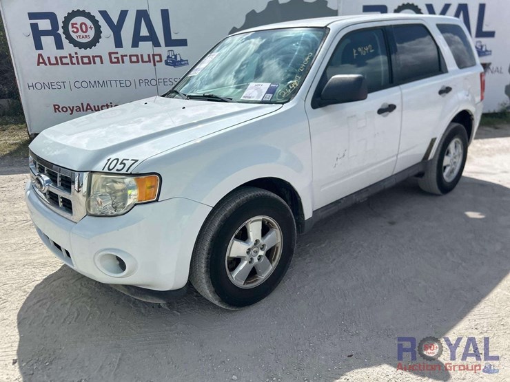 2012-ford-escape-xls-image-1