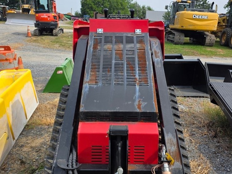 new-valley-pioneer-scl850-mini-skidloader-image-14