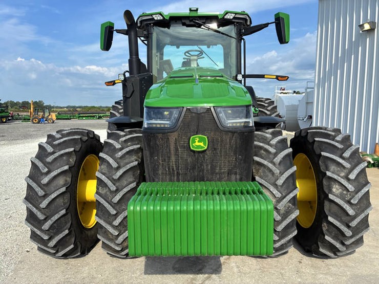 2022-john-deere-8r-310-image-13