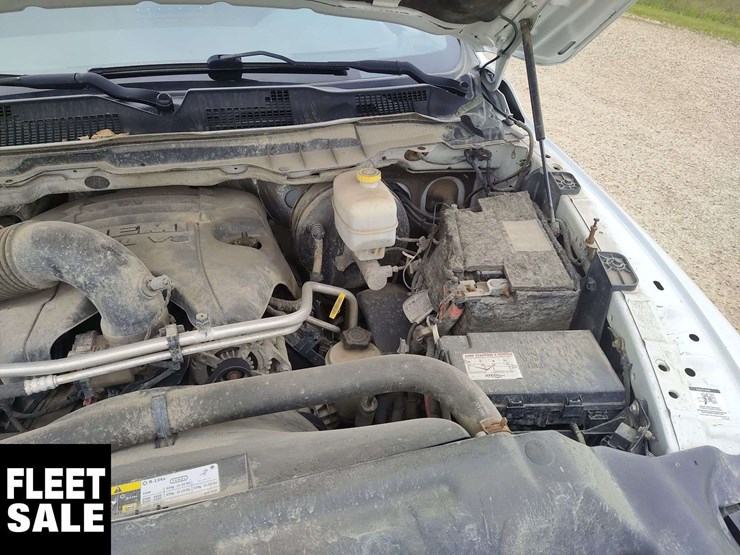 2015-ram-tradesman-image-23