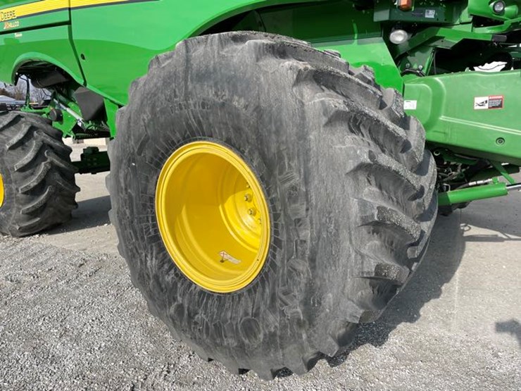 2017-john-deere-s680-image-33