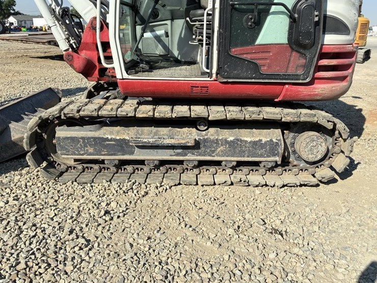 2017-takeuchi-tb290-image-13