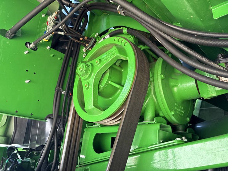 2024-john-deere-s780-image-43