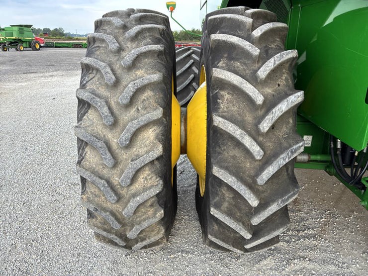 2015-john-deere-s680-image-39