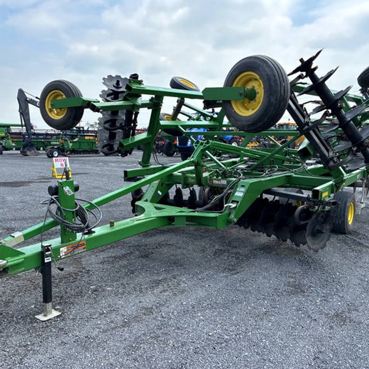 JOHN DEERE 512
