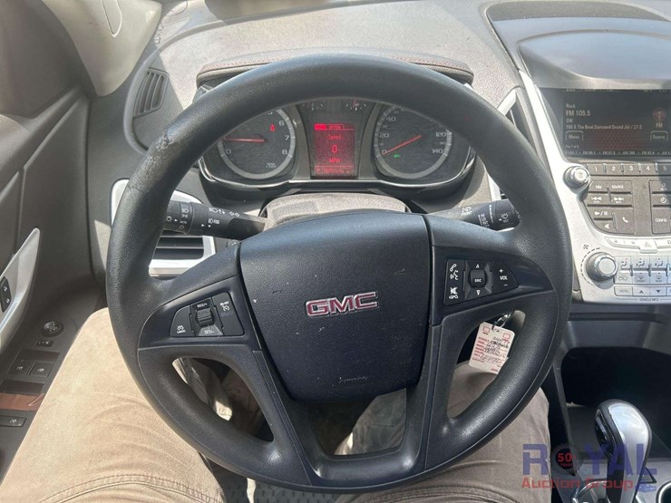 2013-gmc-terrain-sle-image-10