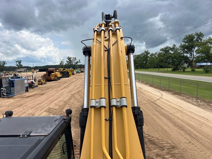 2017-caterpillar-336fl-image-35