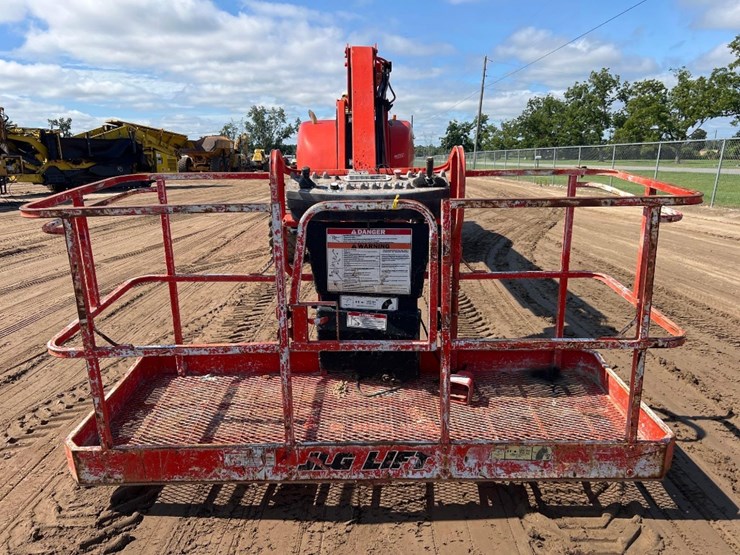 2000-jlg-800a-image-25