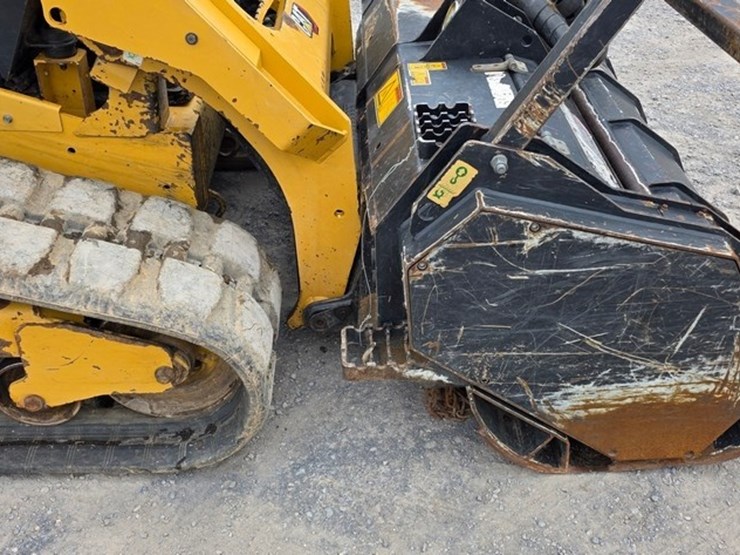 2020-caterpillar-299d3-xe-image-8