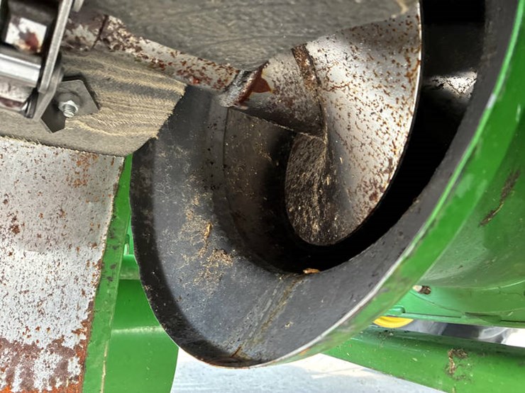 2013-john-deere-s670-image-83
