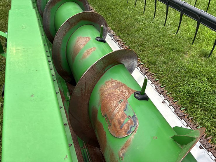 2010-john-deere-635f-image-20