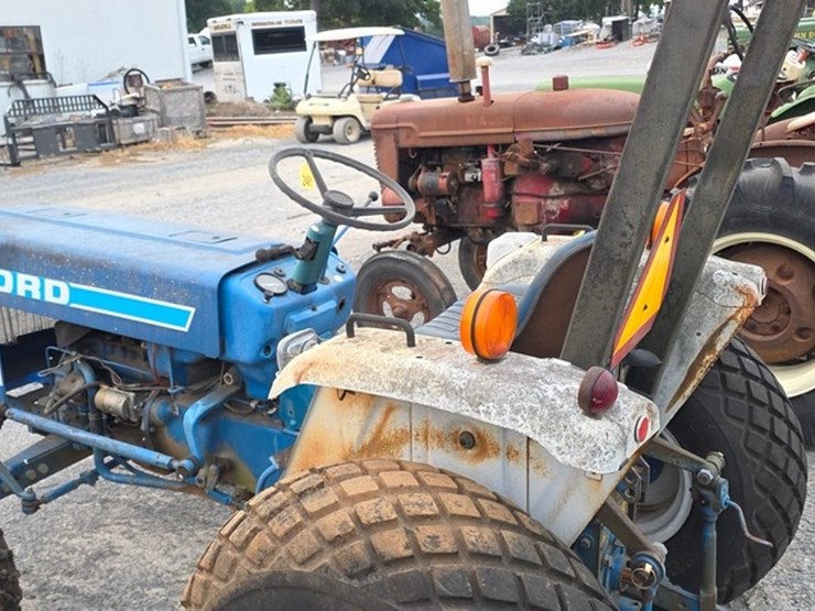 ford-1710-image-13