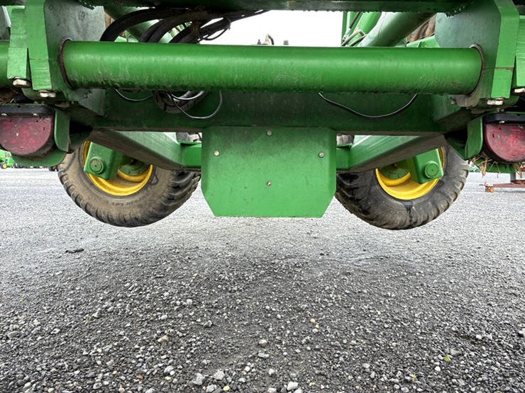 2020-john-deere-2680h-image-46
