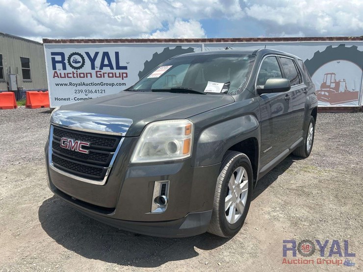 2013-gmc-terrain-sle-image-1