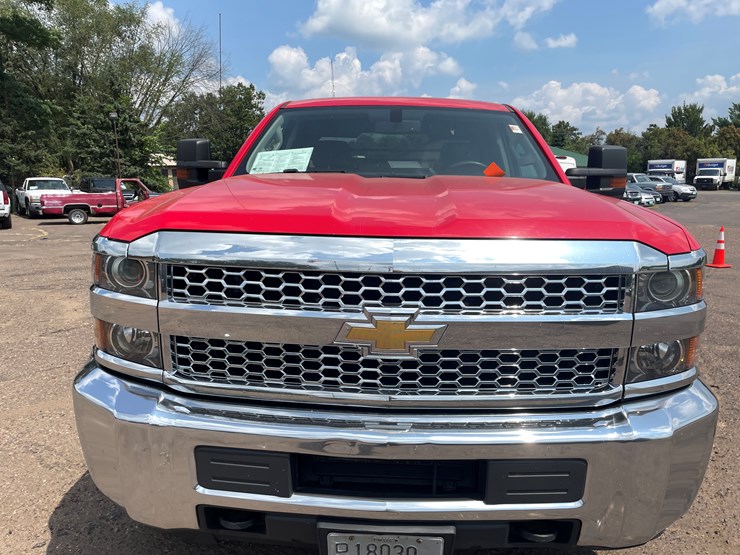 2019-chevrolet-silverado-2500-image-10