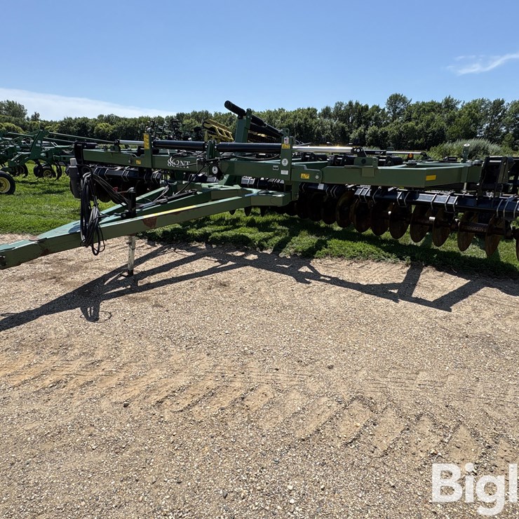 2013 Wishek 862NT Tandem Disk