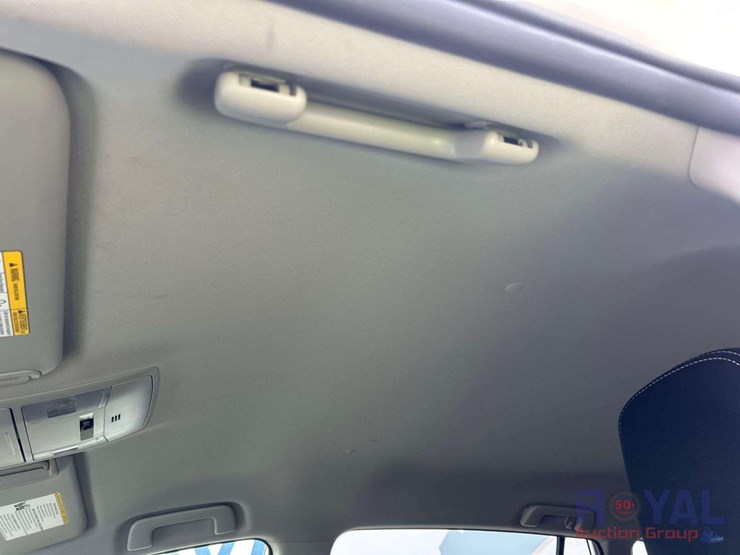 2018-toyota-rav4-image-21