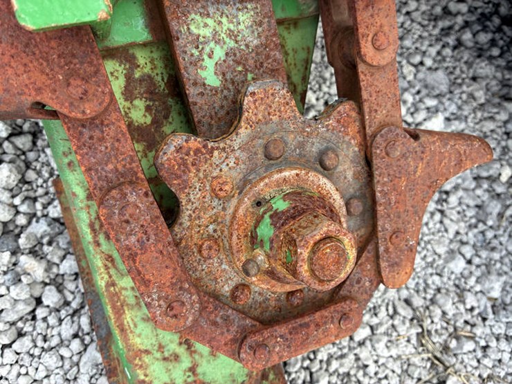 john-deere-443-image-6