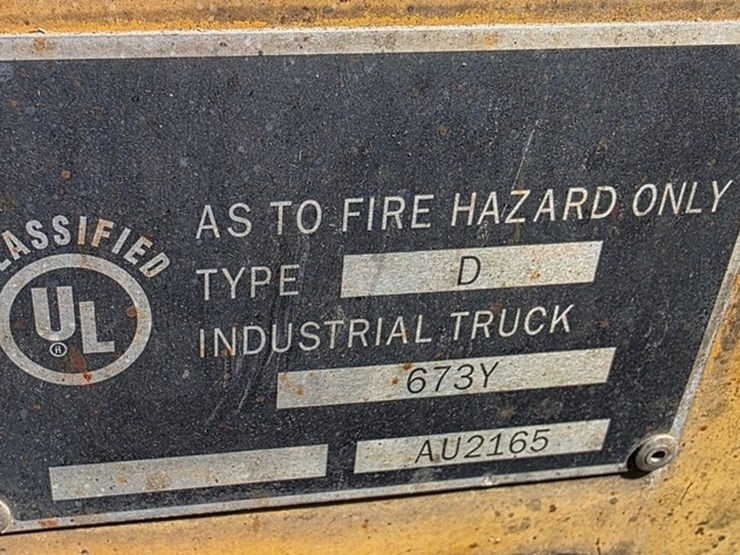 2005-caterpillar-dp40kl-image-7