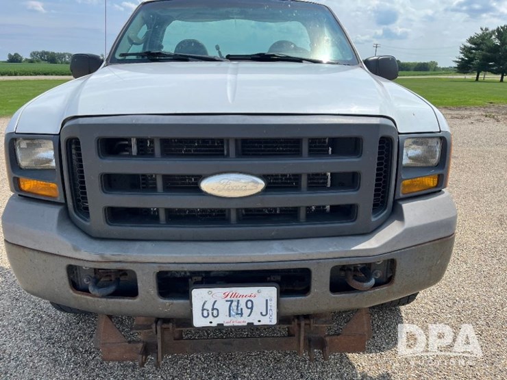 2005-ford-f250-xl-image-25