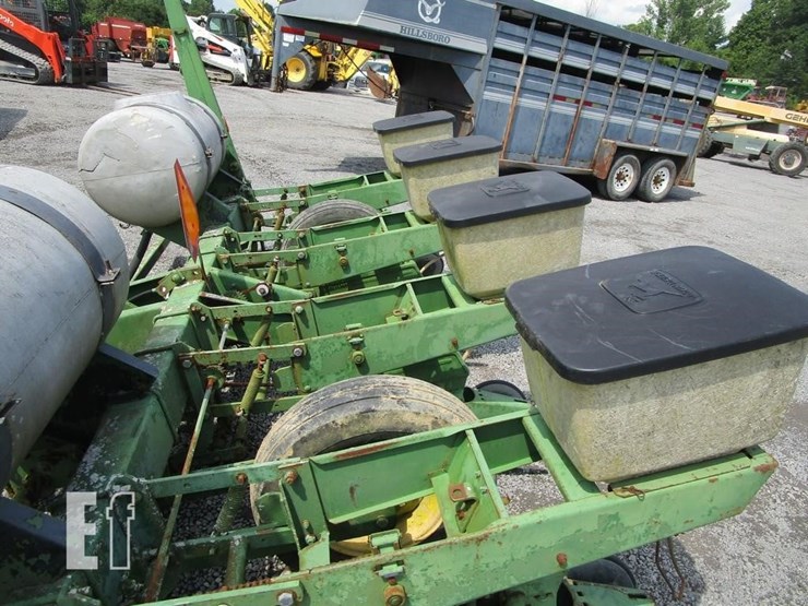 john-deere-7000-image-3
