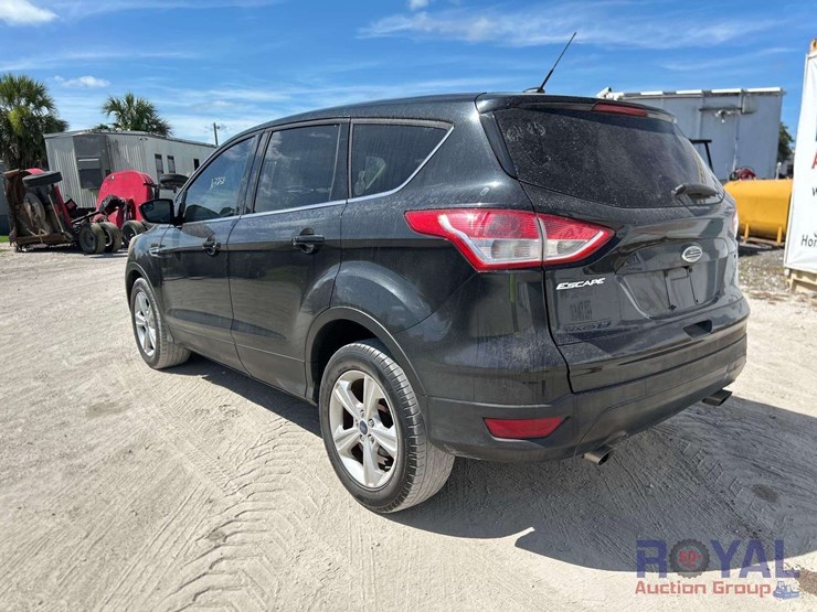 2015-ford-escape-image-4