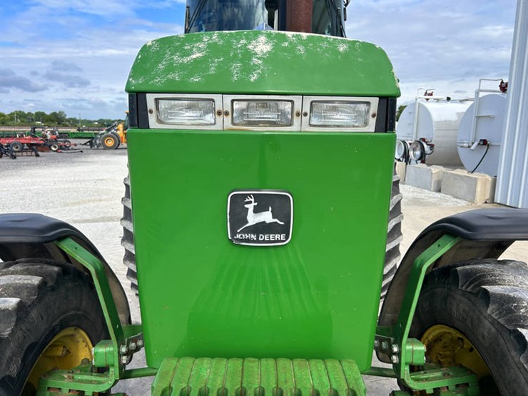 1990-john-deere-4455-image-13