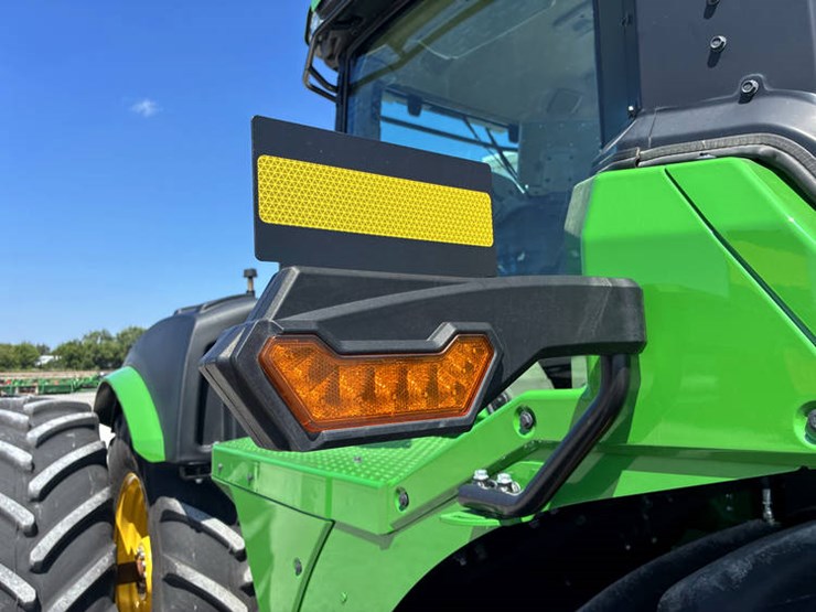 2023-john-deere-9r-440-image-19
