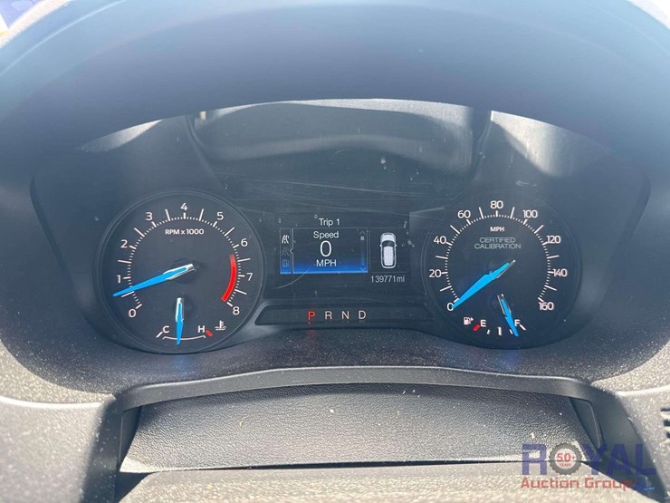 2019-ford-explorer-image-14