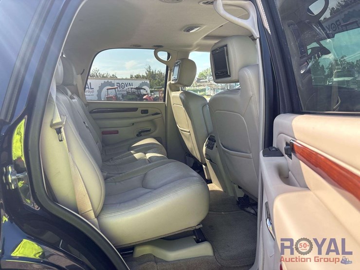 2006-cadillac-escalade-image-20