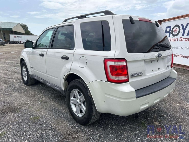 2009-ford-escape-hybrid-image-3