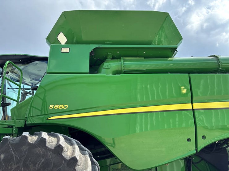 2017-john-deere-s680-image-34