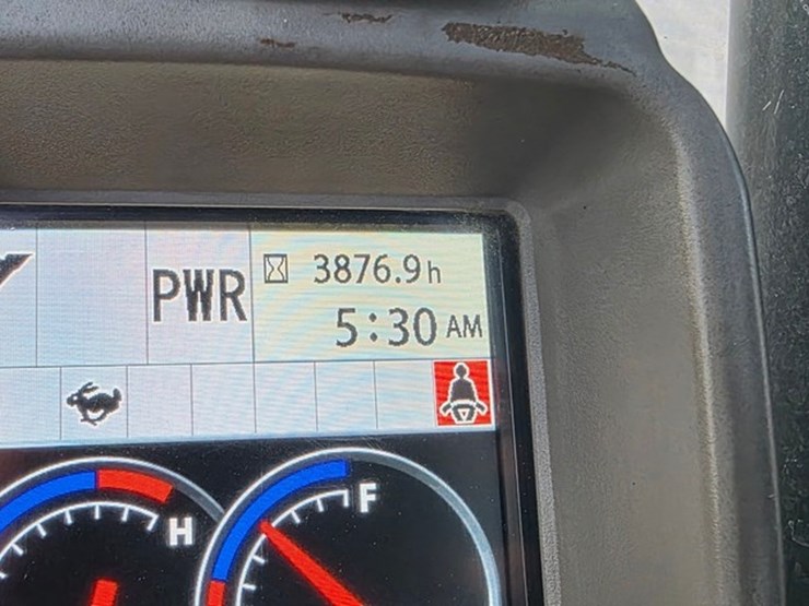 2013-deere-160g-lc-image-82