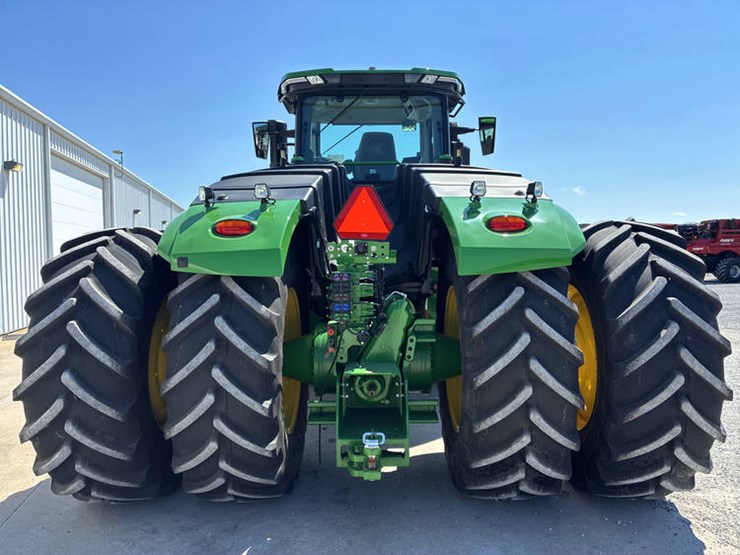 2023-john-deere-9r-440-image-7