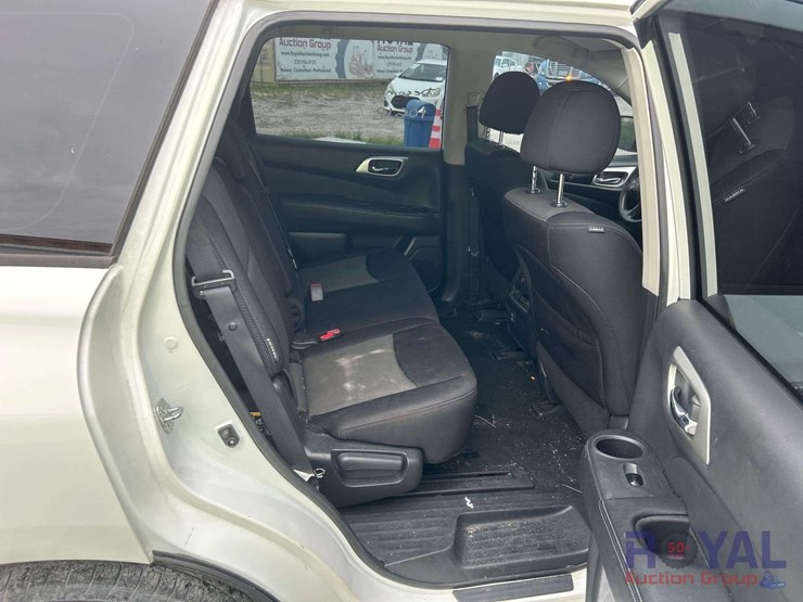 2018-nissan-pathfinder-image-27