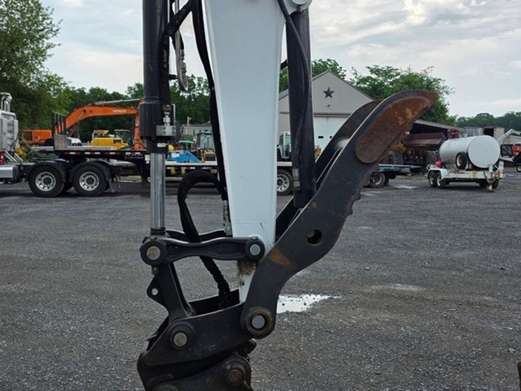 2022-bobcat-e88-image-9