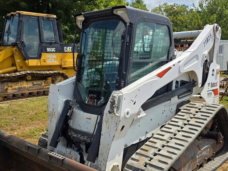2018-bobcat-t870-image-35