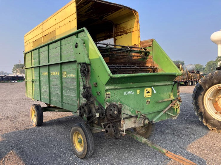 john-deere-115-image-1