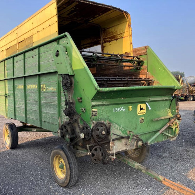 JOHN DEERE 115