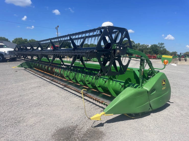 2013-john-deere-635f-image-1