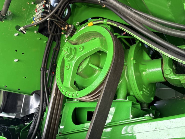 2023-john-deere-s780-image-54