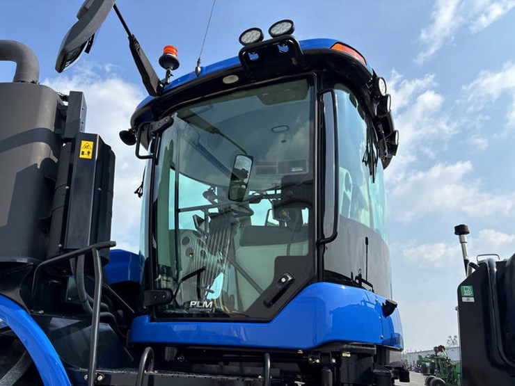 2021-new-holland-t9.565-image-40