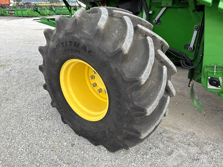 2015-john-deere-s680-image-61