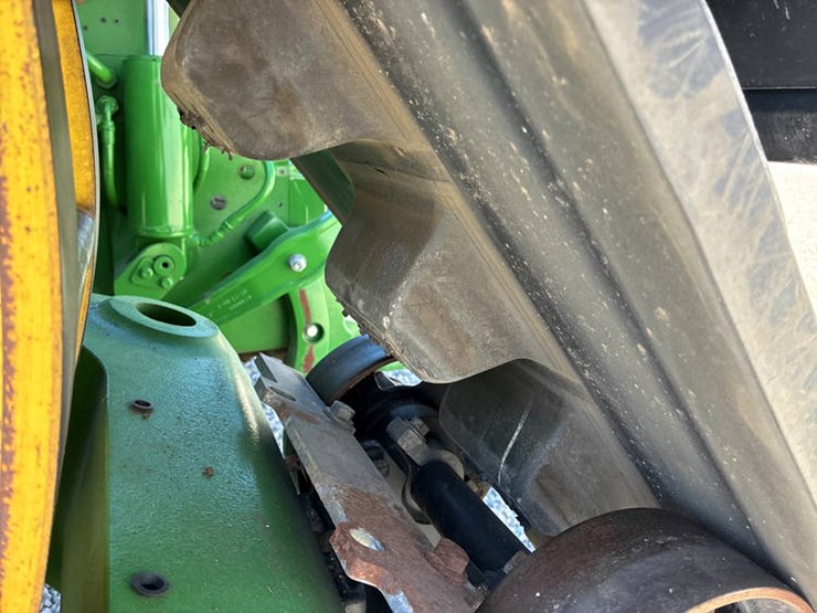 2020-john-deere-8rx-410-image-85