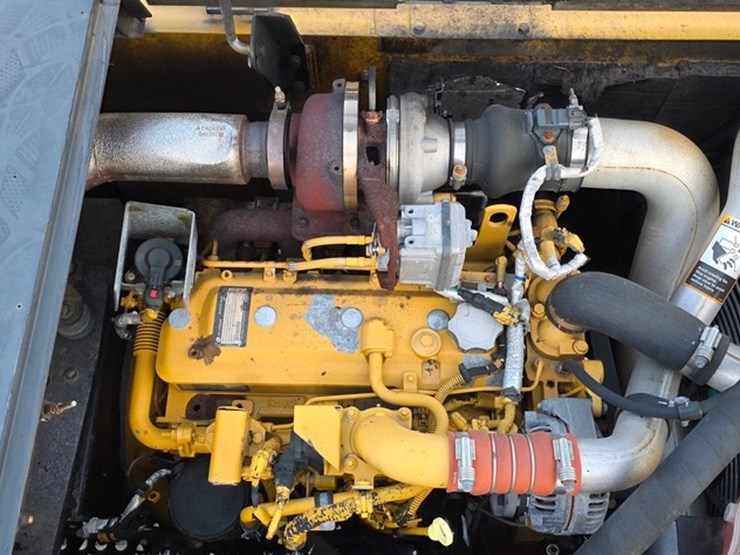 2013-deere-160g-lc-image-65