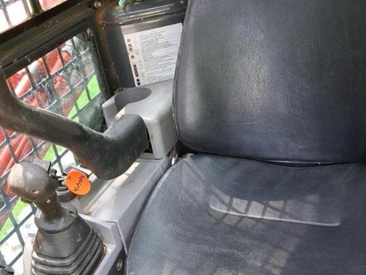 2018-kubota-svl95-2s-image-15