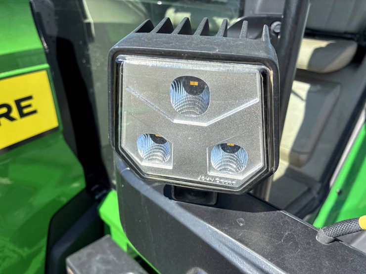 2020-john-deere-8rx-410-image-92